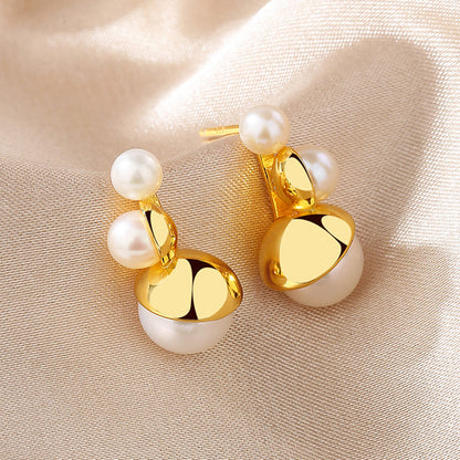 Boucles d'oreilles en grappe de fleurs de perles d'eau douce PE1006