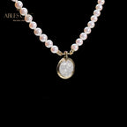 Collier de perles Akoya avec pièce de monnaie byzantine Athéna