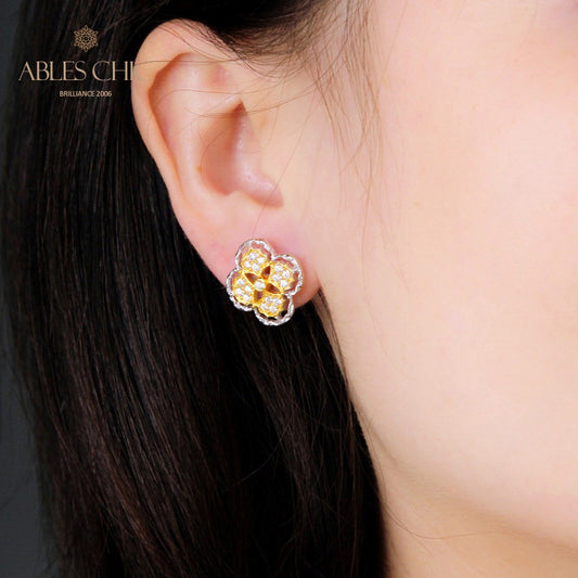 Boucles d'oreilles à tige florales prune 5401