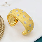 Bracelet texturé en tissu fleurs de prunier 5651