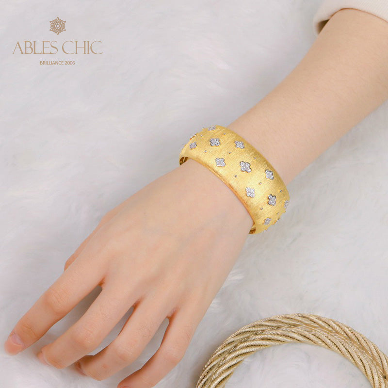Bracelet texturé en tissu fleurs de prunier 5651
