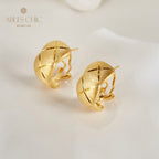 Boucles d'oreilles à grain croisé brossé avec élément en tissu 6140