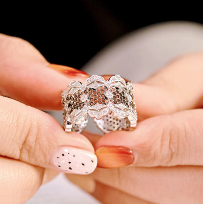 Bague ouverte en dentelle de pétales de rose aérées 5812