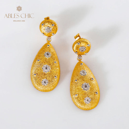 Boucles d'oreilles étoilées en forme de larme soyeuse 5050