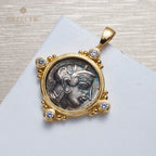 Collier de pièces de monnaie romaines 5779