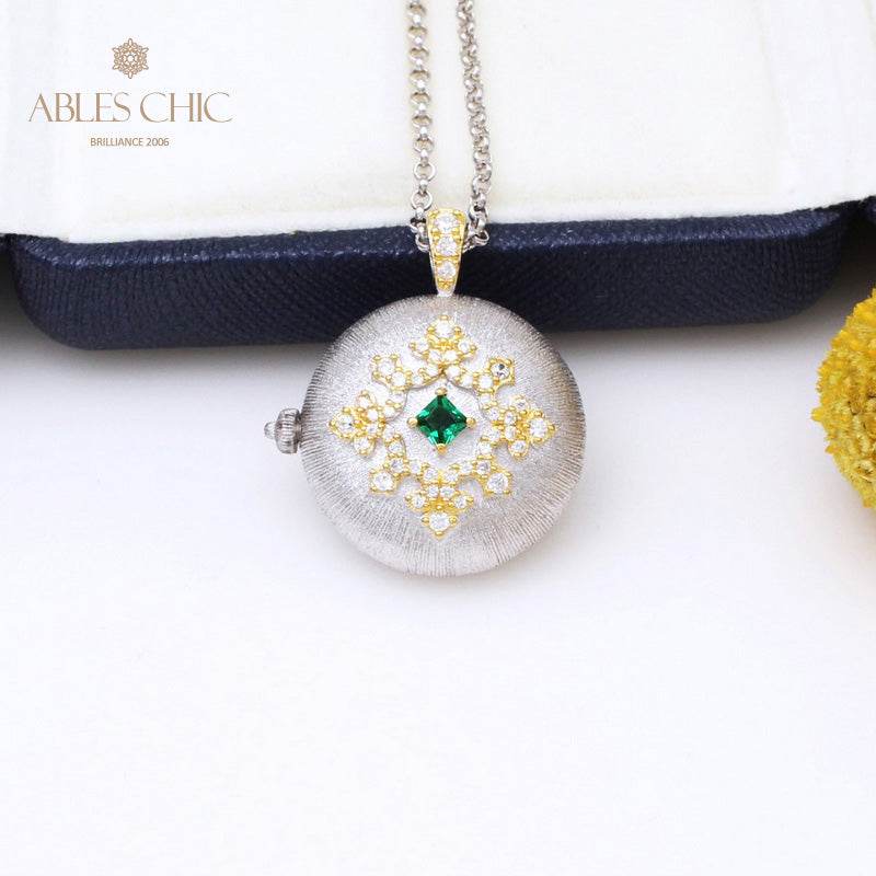 Collier médaillon gravure soyeuse 5321