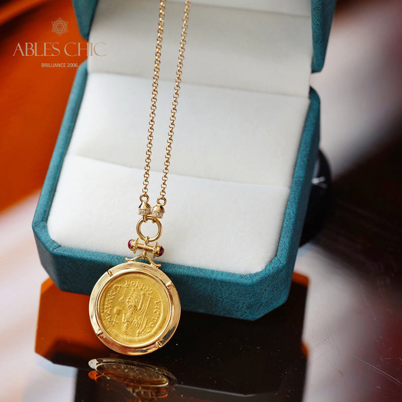 Collier de pièces de monnaie de l'empereur en livre d'or