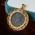 Pendentif médaillon d’artefact de lire antique uniquement