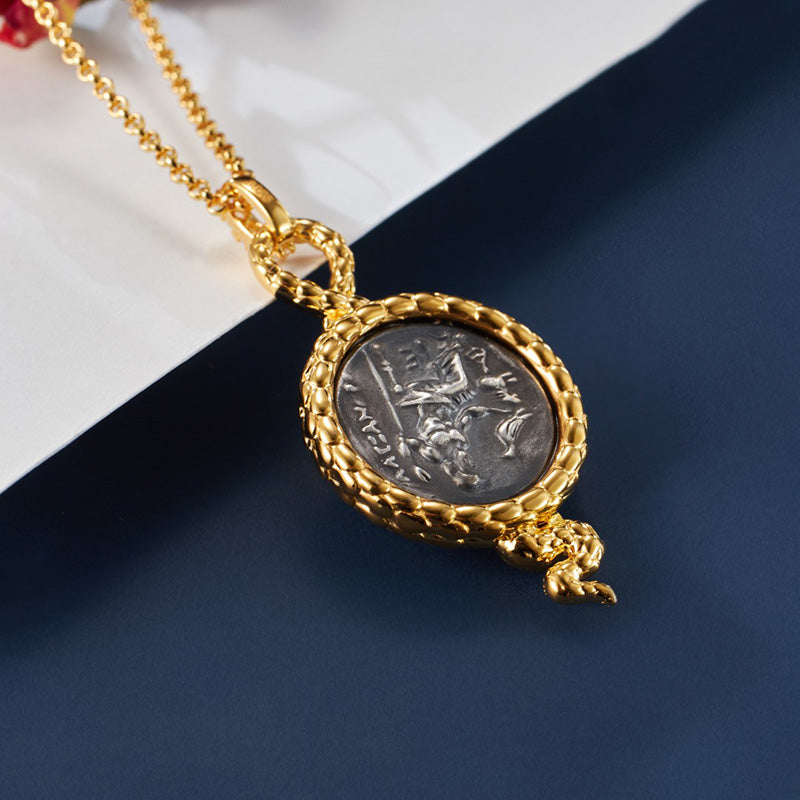 Collier de pièces de monnaie serpent byzantin 6057