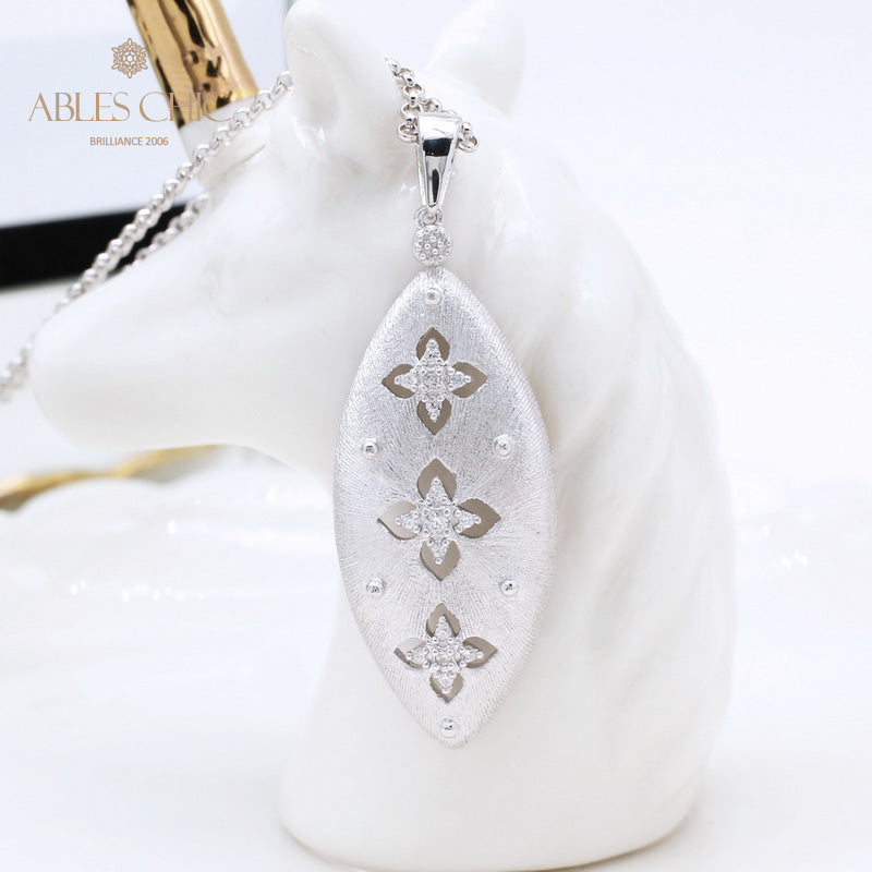 Pendentif fleur de trèfle en tissu 5281