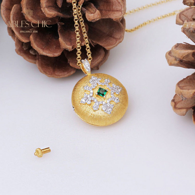 Collier médaillon gravure soyeuse 5214