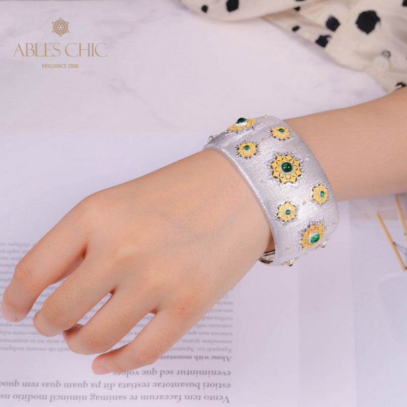 Bracelet large avec pierres précieuses étoilées soyeuses 5455