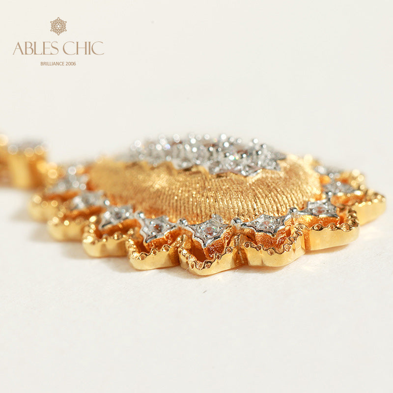Collier étoilé en forme de larme soyeuse 5109