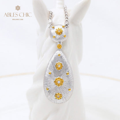 Collier floral en forme de larme soyeuse 5024