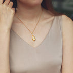 Collier floral en forme de larme soyeuse 5024