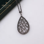 Collier en forme de goutte de boutons de rose 5275