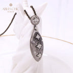 Collier ovale floral trèfle 5496