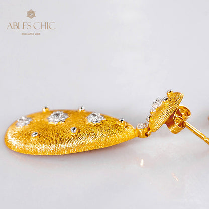 Boucles d'oreilles étoilées en forme de larme soyeuse 5050