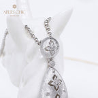Collier ovale floral trèfle 5496