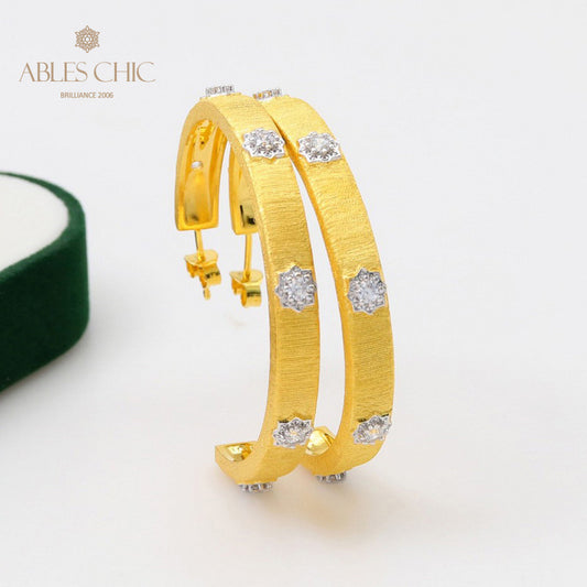 Boucles d'oreilles créoles étoiles en soie 5482