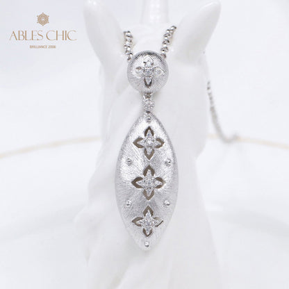Collier ovale floral trèfle 5496