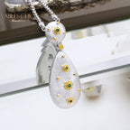 Collier floral en forme de larme soyeuse 5024
