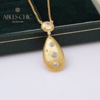 Collier floral en forme de larme soyeuse 5024