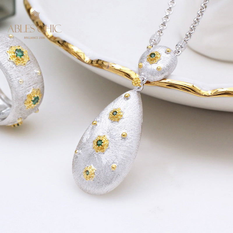 Collier floral en forme de larme soyeuse 5024