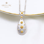 Collier floral en forme de larme soyeuse 5024