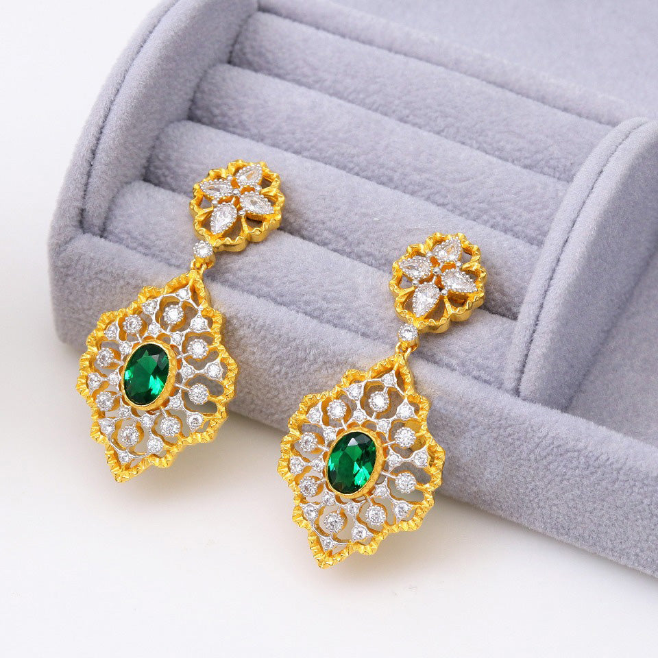 Boucles d'oreilles florales en nid d'abeille détaillées 5117