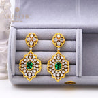 Boucles d'oreilles florales en nid d'abeille détaillées 5117