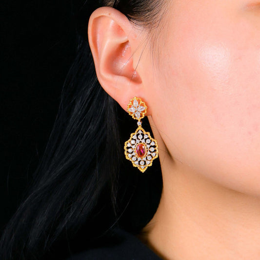 Boucles d'oreilles florales en nid d'abeille détaillées 5117