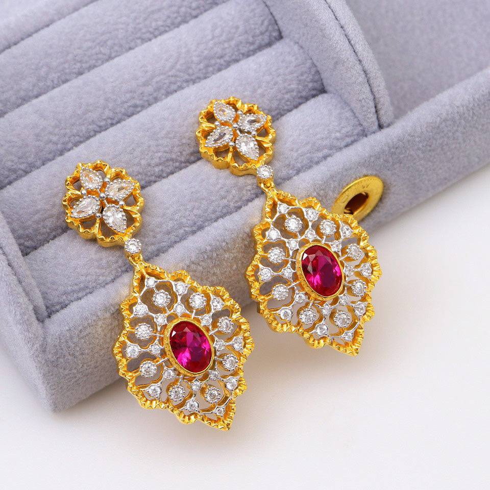 Boucles d'oreilles florales en nid d'abeille détaillées 5117