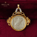 Pendentif médaillon à rabat Athena Owl uniquement