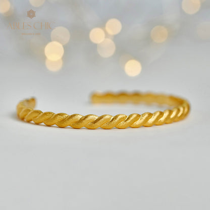 Bracelet mat à motif de corde 5921