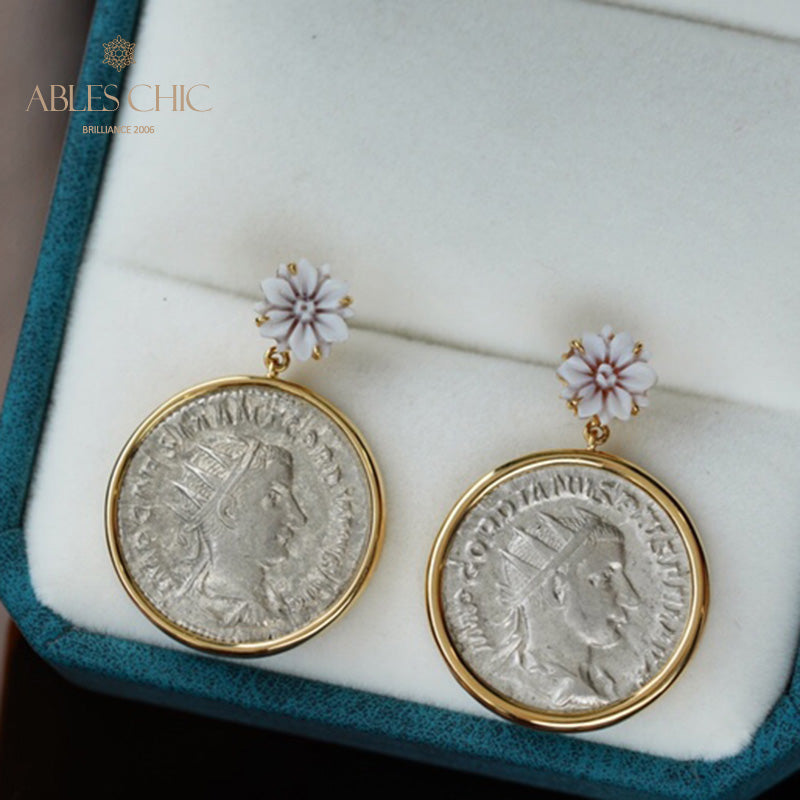 Boucles d’oreilles florales en lire romaine