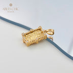 Pendentif pièce d'or personnages uniquement