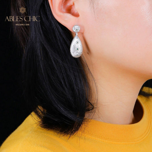 Boucles d'oreilles étoilées en forme de larme soyeuse 5050