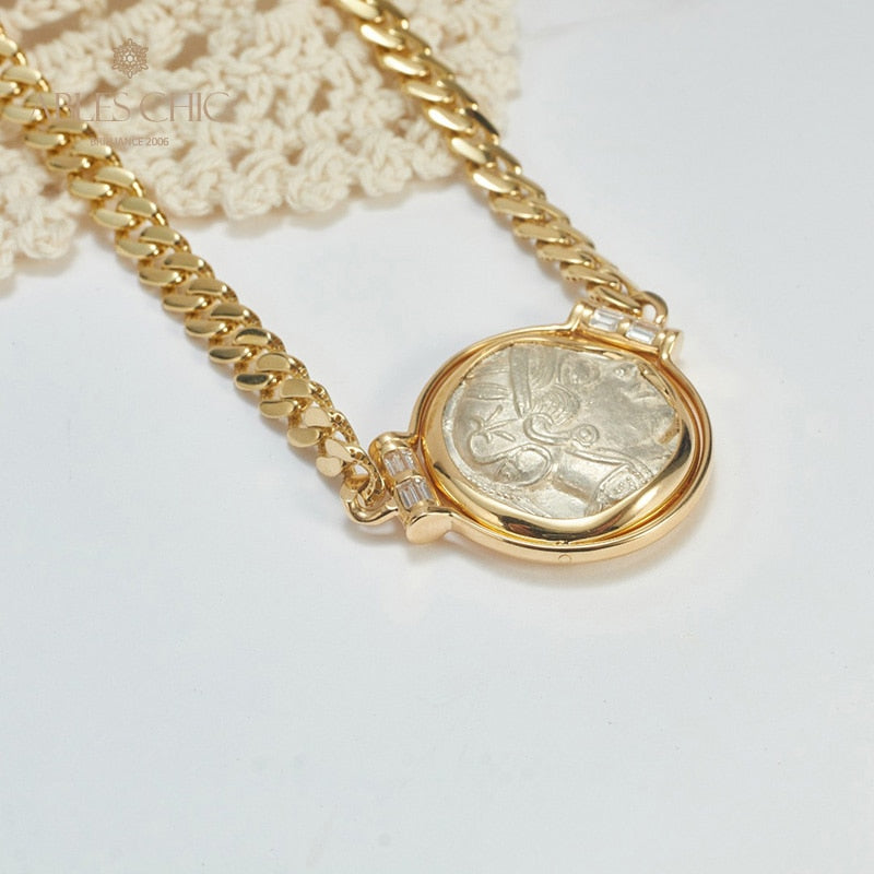 Collier réversible de pièce d’Athéna byzantine