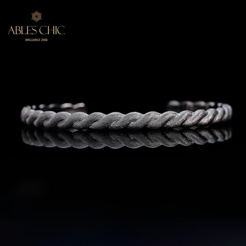 Bracelet mat à motif de corde 5921